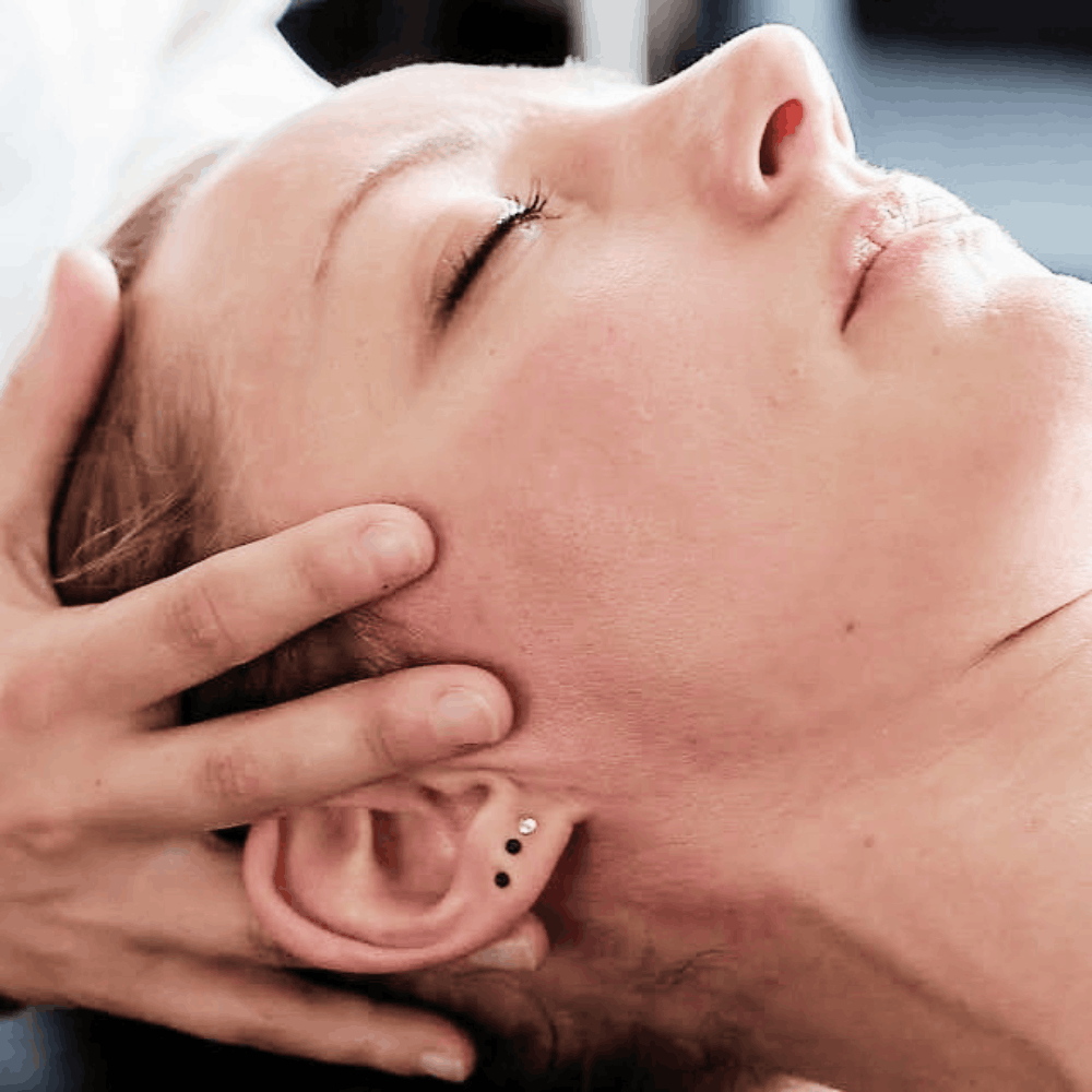 Osteopaat aan het werk